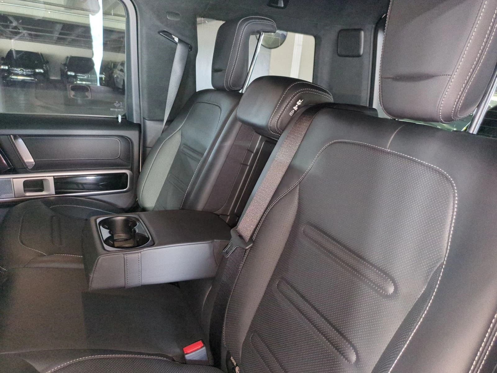 Mercedes-Benz G-Class G 550 SUV 2026 — side view
