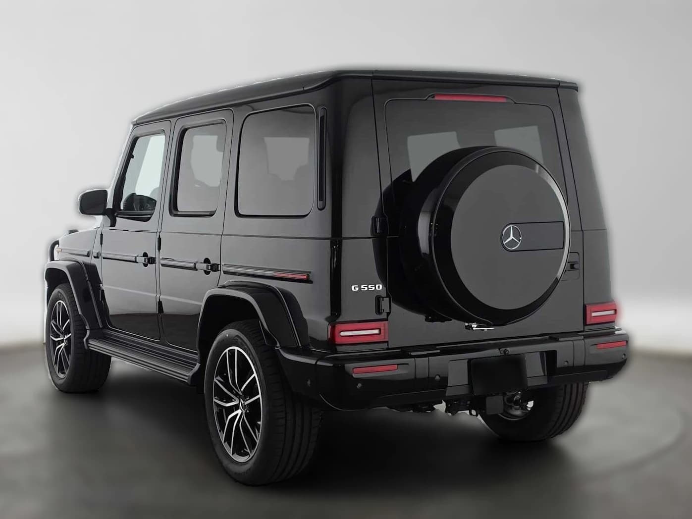 Mercedes-Benz G-Class G 550 SUV 2026 — side view