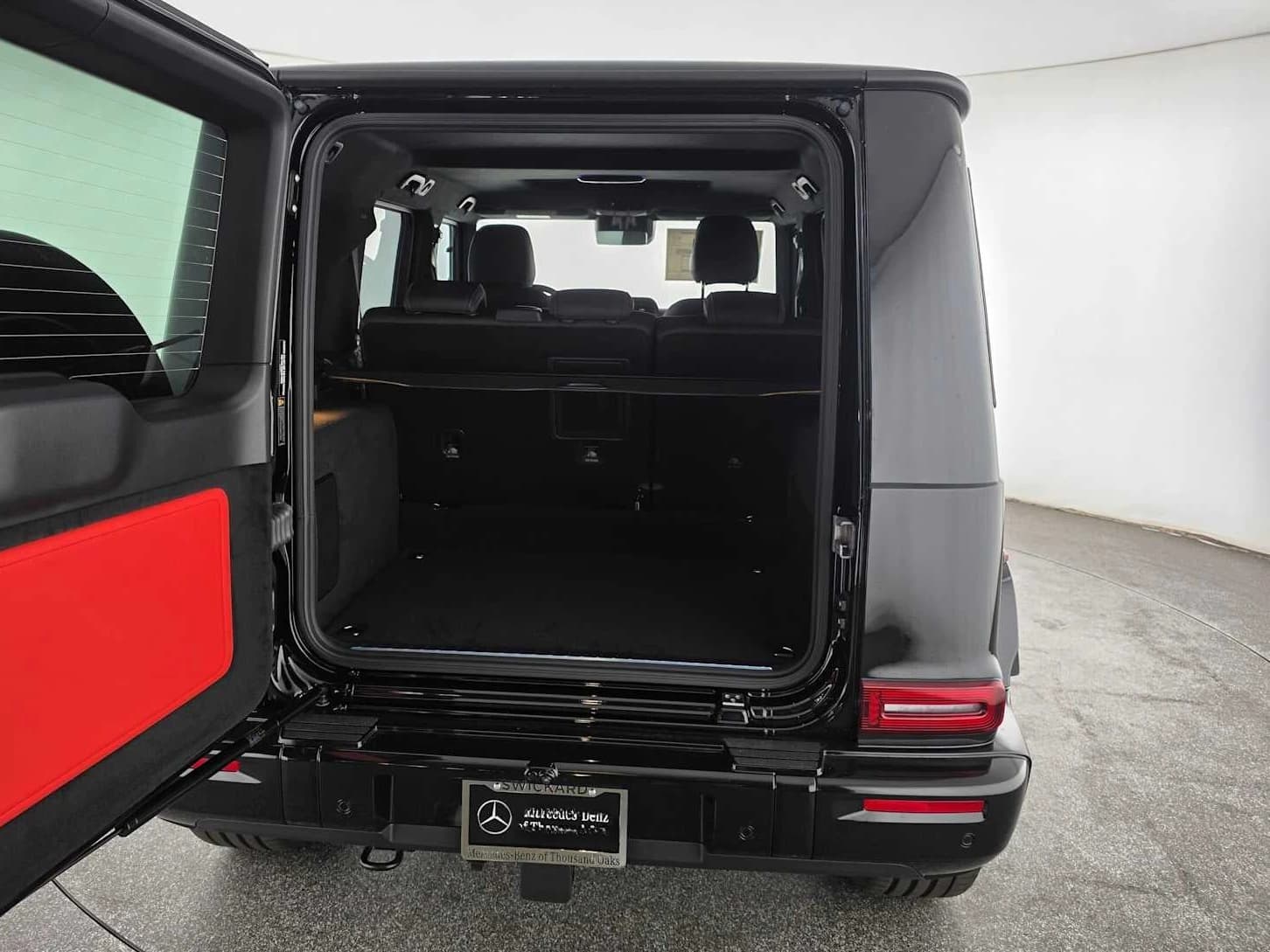 Mercedes-Benz G-Class G 550 SUV 2026 — side view