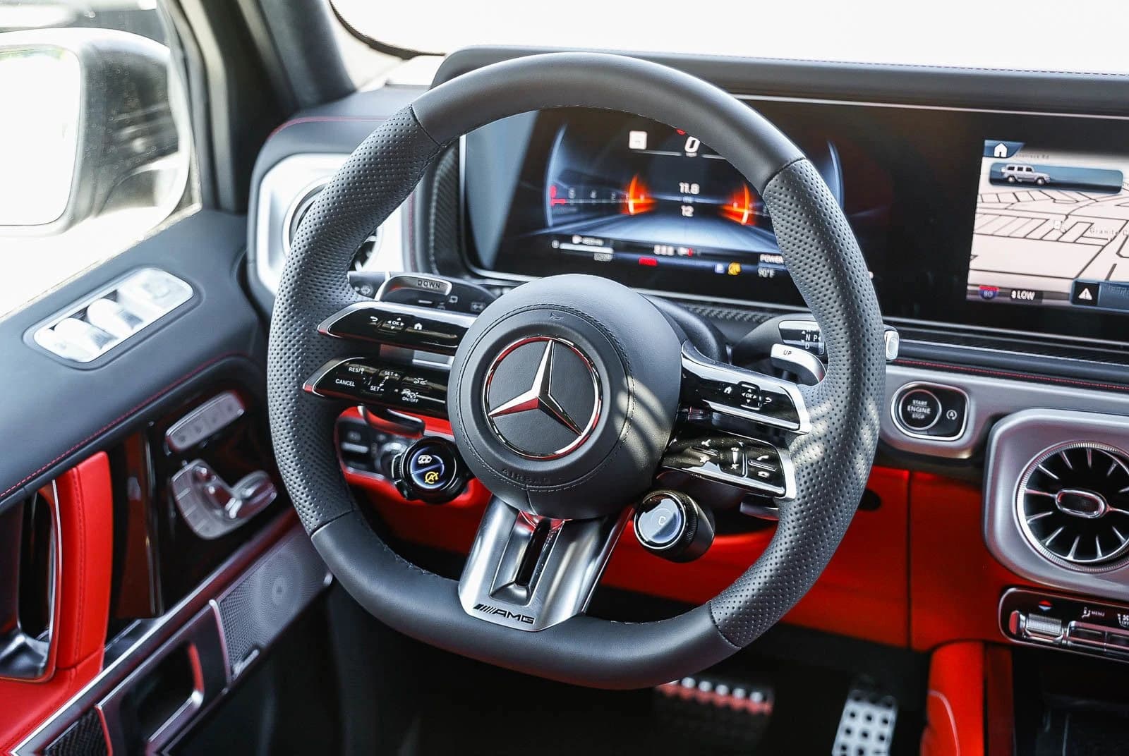 Mercedes-Benz G-Class AMG G 63 SUV 2026 — side view