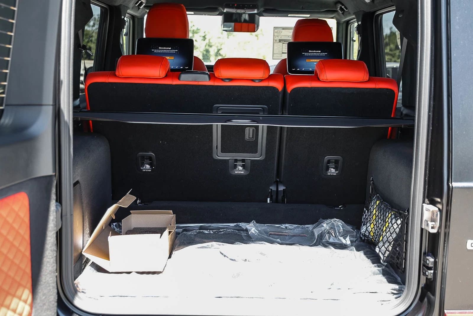 Mercedes-Benz G-Class AMG G 63 SUV 2026 — side view