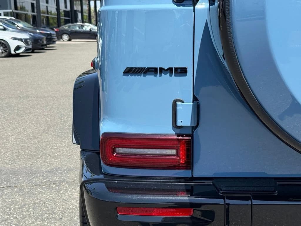 Mercedes-Benz G-Class AMG G 63 SUV 2027 — side view