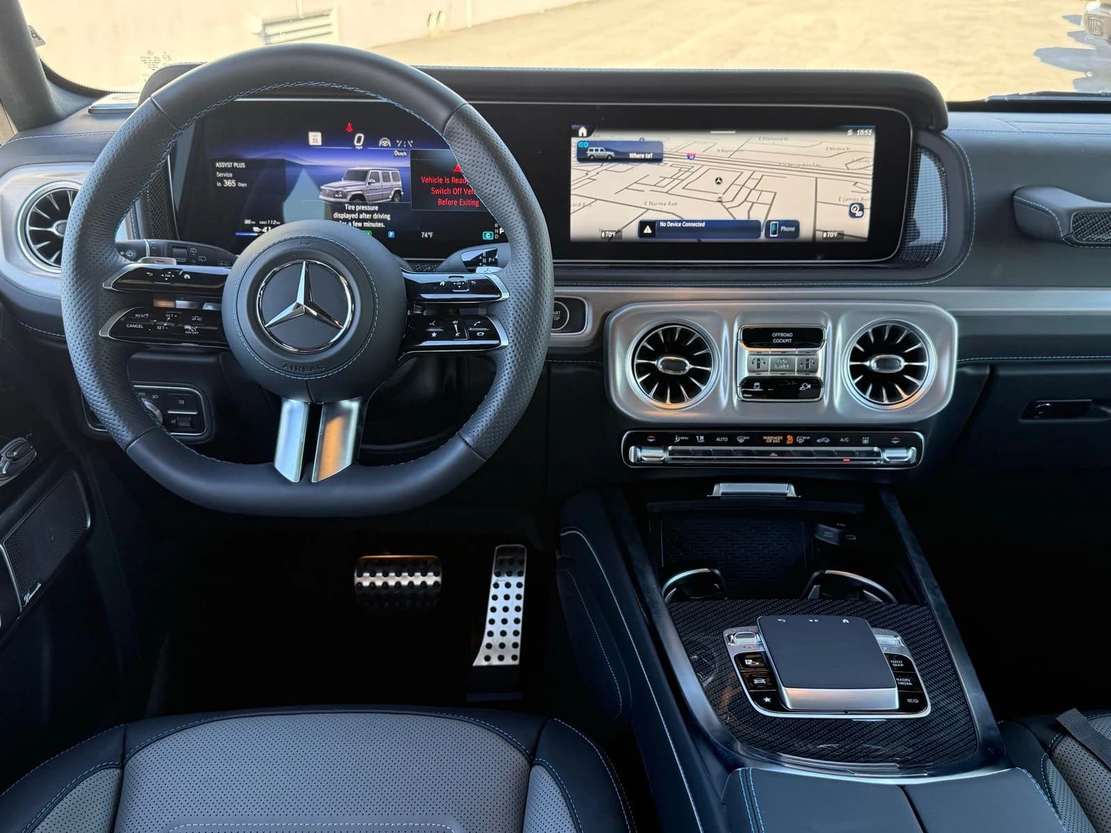 Mercedes-Benz G-Class G 580e SUV 2025 — side view