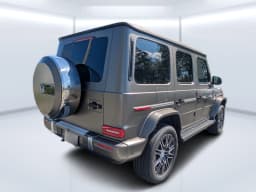 Mercedes-Benz G-Class G 580e SUV 2027 — side view