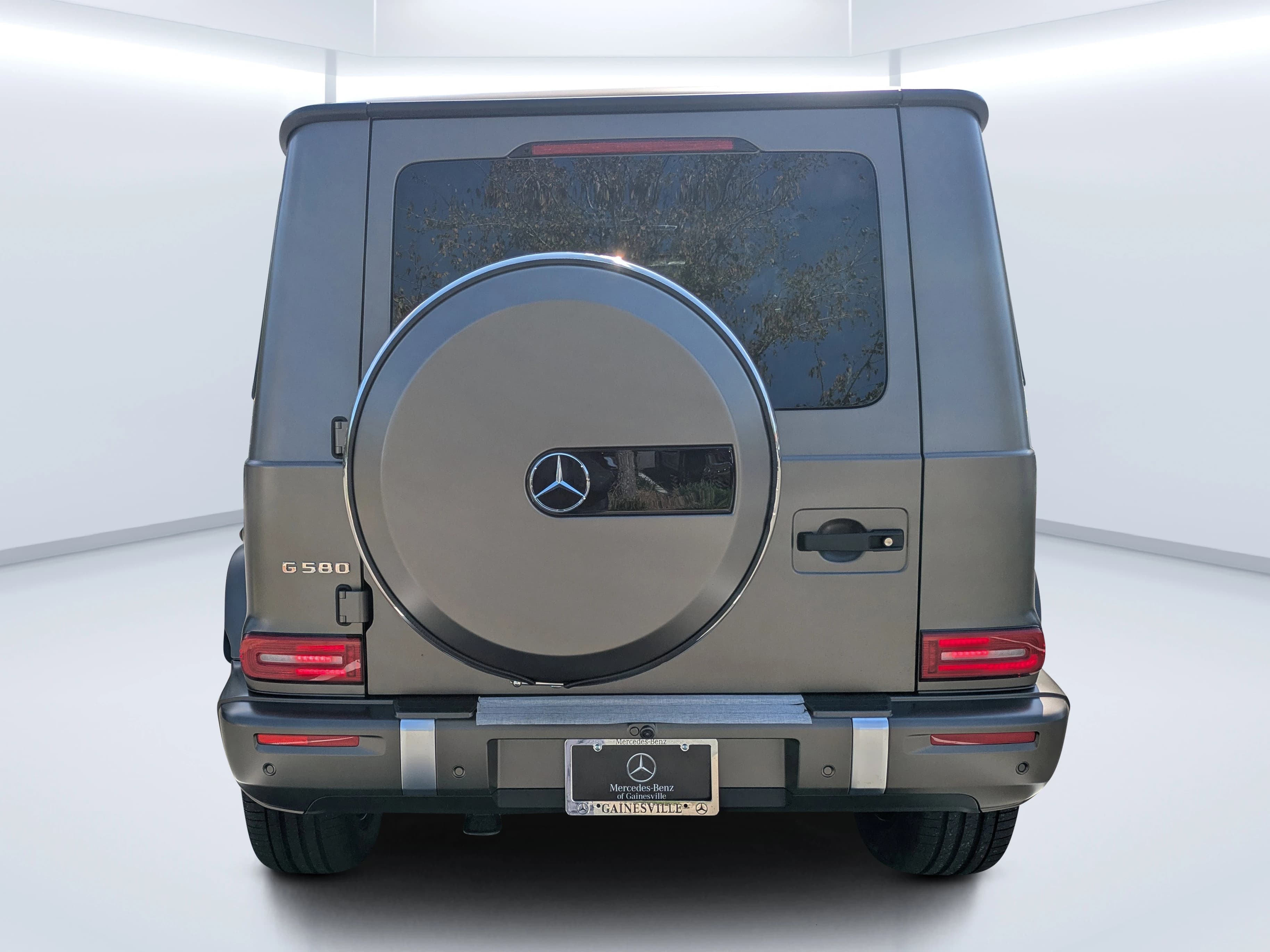 Mercedes-Benz G-Class G 580e SUV 2027 — side view