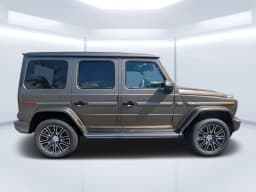 Mercedes-Benz G-Class G 580e SUV 2027 — side view