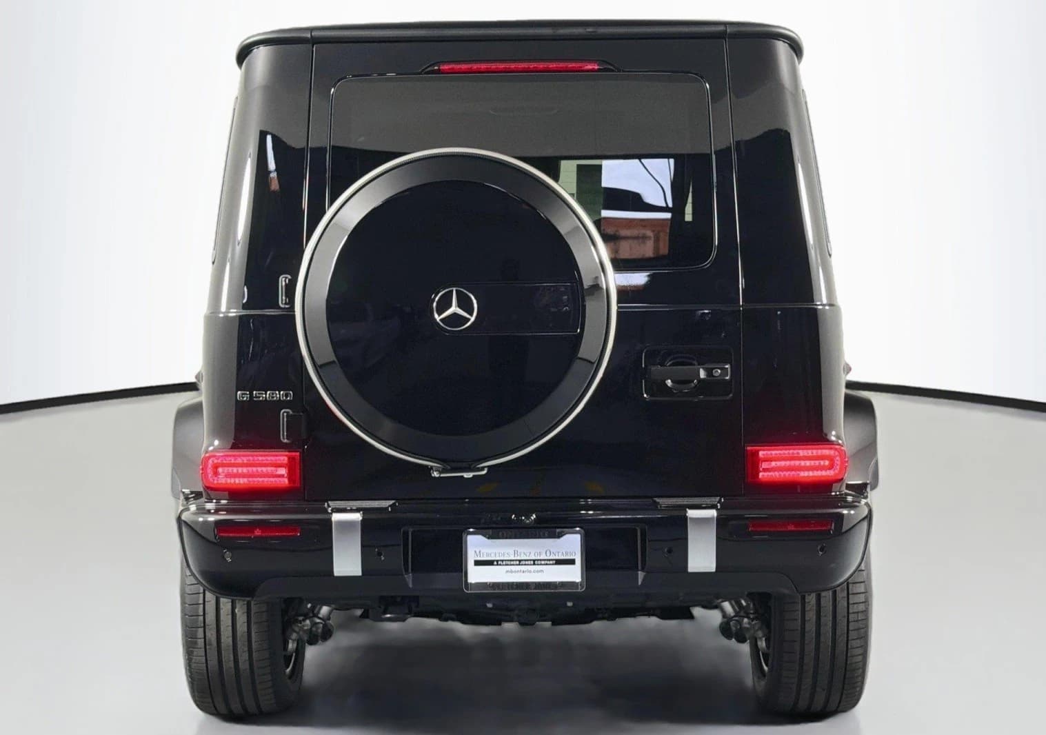 Mercedes-Benz G-Class G 580e SUV 2027 — side view