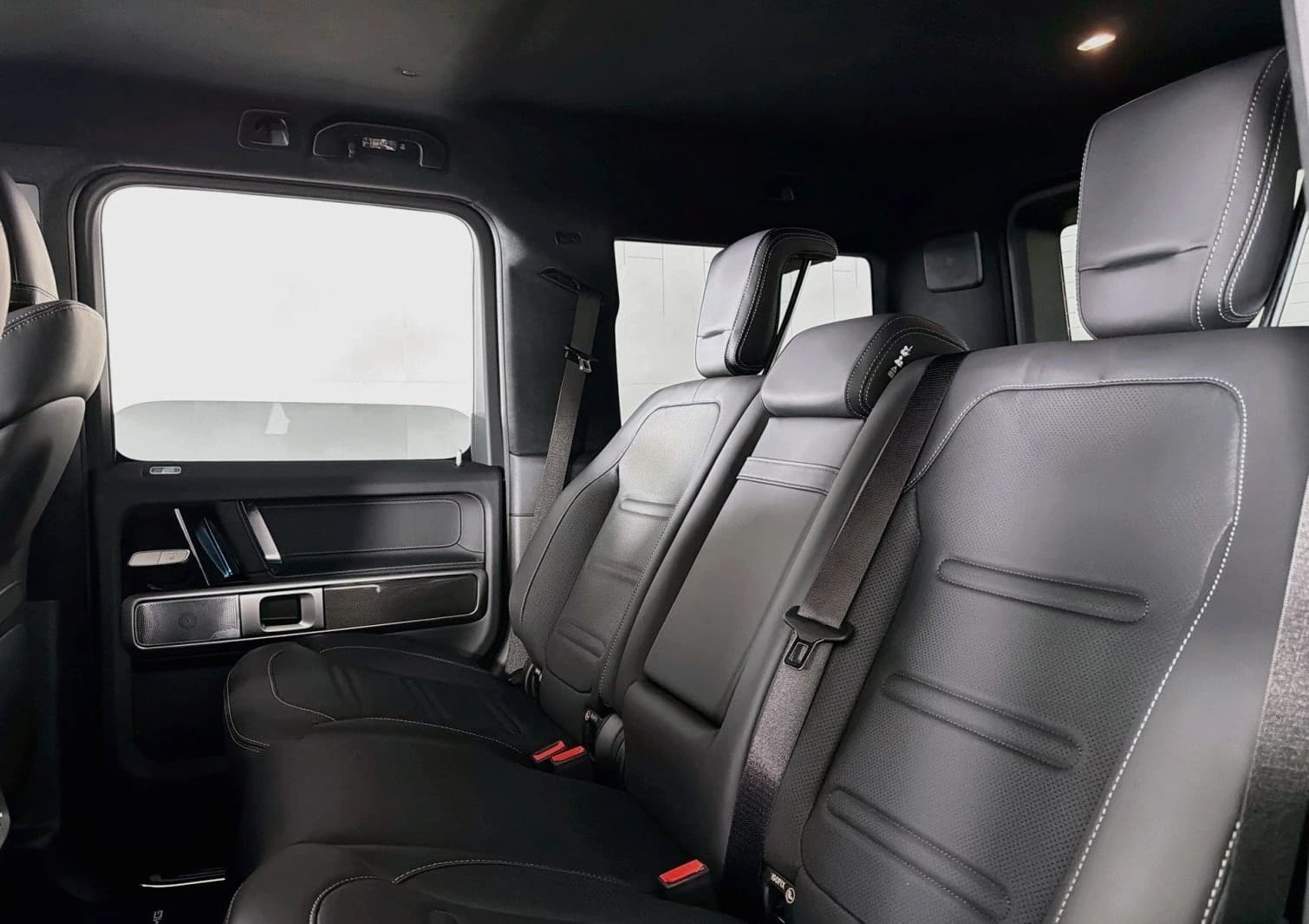 Mercedes-Benz G-Class G 580e SUV 2027 — side view