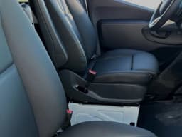 Mercedes-Benz Sprinter Crew Van Standard Roof 4-Cyl Diesel HO 2500 Standard Roof I4 Diesel HO 144" RWD 2025 — side view