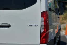 Mercedes-Benz Sprinter Crew Van Standard Roof 4-Cyl Diesel HO 2500 Standard Roof I4 Diesel HO 144" RWD 2025 — side view