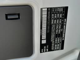 Mercedes-Benz Sprinter Crew Van Standard Roof 4-Cyl Diesel HO 2500 Standard Roof I4 Diesel HO 144" RWD 2025 — side view
