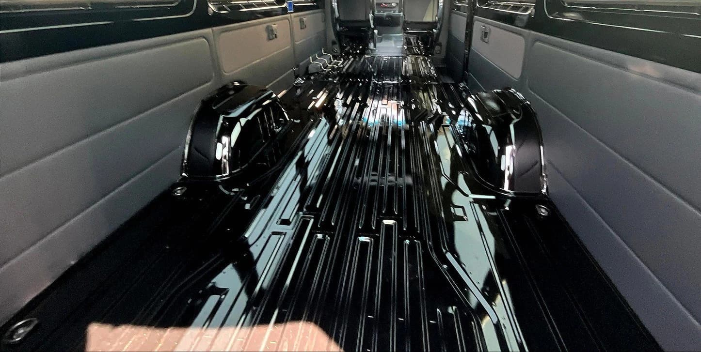 Mercedes-Benz Sprinter Cargo Van 3500 High Roof I4 Diesel HO 170" Extended RWD 2024 — side view