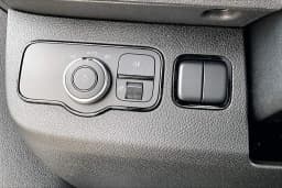 Mercedes-Benz Sprinter Crew Van Standard Roof 4-Cyl Diesel 2500 Standard Roof I4 Diesel 144" RWD 2026 — side view