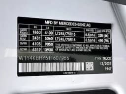 Mercedes-Benz Sprinter Crew Van Standard Roof 4-Cyl Diesel 2500 Standard Roof I4 Diesel 144" RWD 2026 — side view