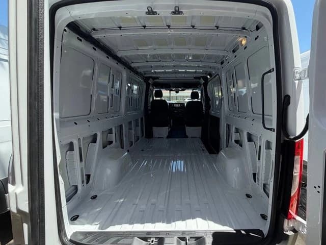 Mercedes-Benz Sprinter Cargo Van Standard Roof 4-Cyl Diesel 2500 Standard Roof I4 Diesel 144" RWD 2026 — side view