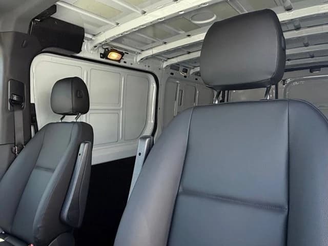 Mercedes-Benz Sprinter Cargo Van Standard Roof 4-Cyl Diesel 2500 Standard Roof I4 Diesel 144" RWD 2026 — side view