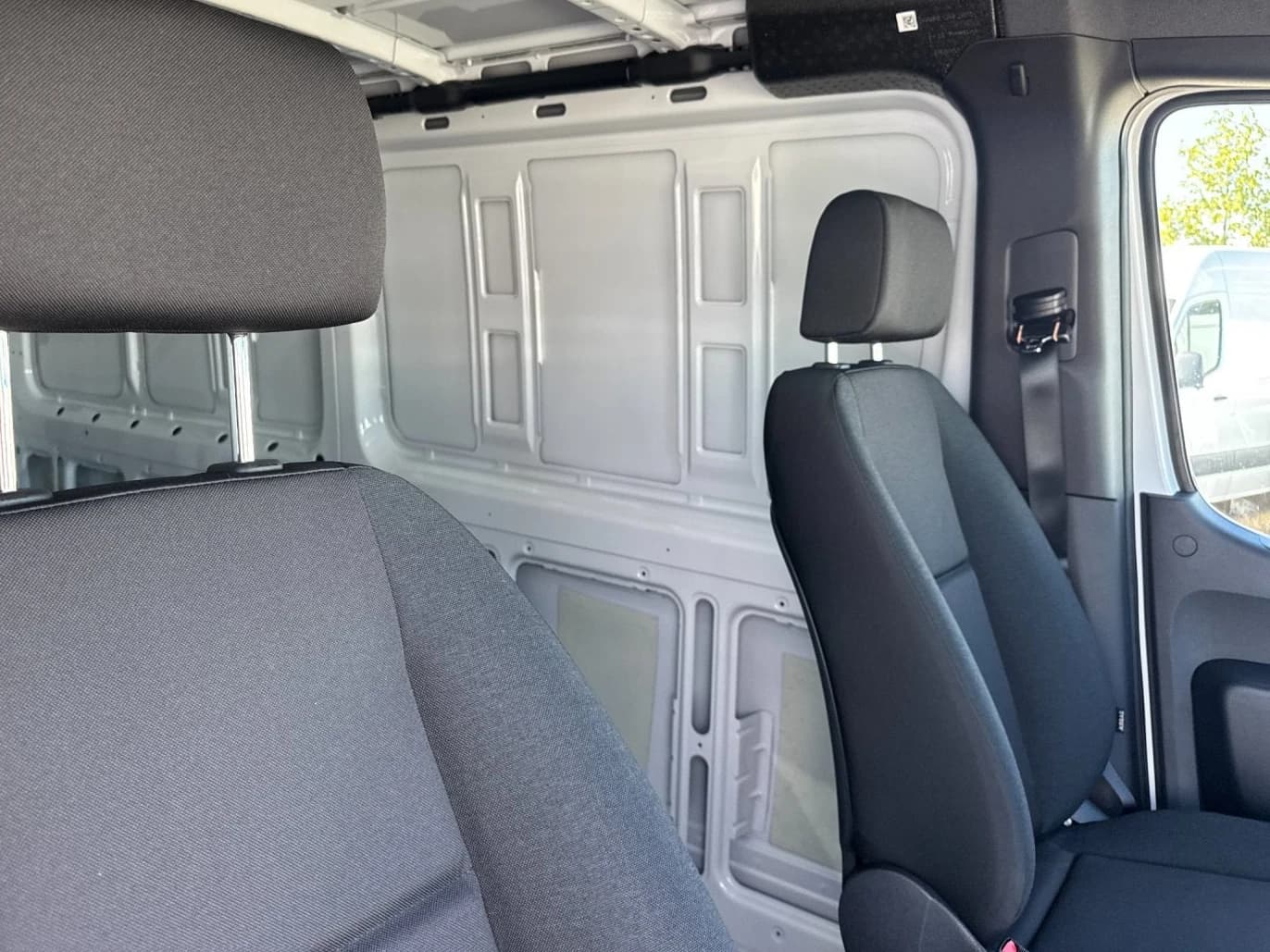 Mercedes-Benz Sprinter Cargo Van Standard Roof 4-Cyl Diesel 2500 Standard Roof I4 Diesel 144" RWD 2026 — side view