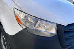 Mercedes-Benz Sprinter Crew Van Standard Roof 4-Cyl Diesel 2500 Standard Roof I4 Diesel 144" RWD 2026 — side view