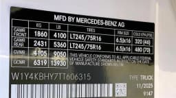 Mercedes-Benz Sprinter Crew Van Standard Roof 4-Cyl Diesel 2500 Standard Roof I4 Diesel 144" RWD 2026 — side view