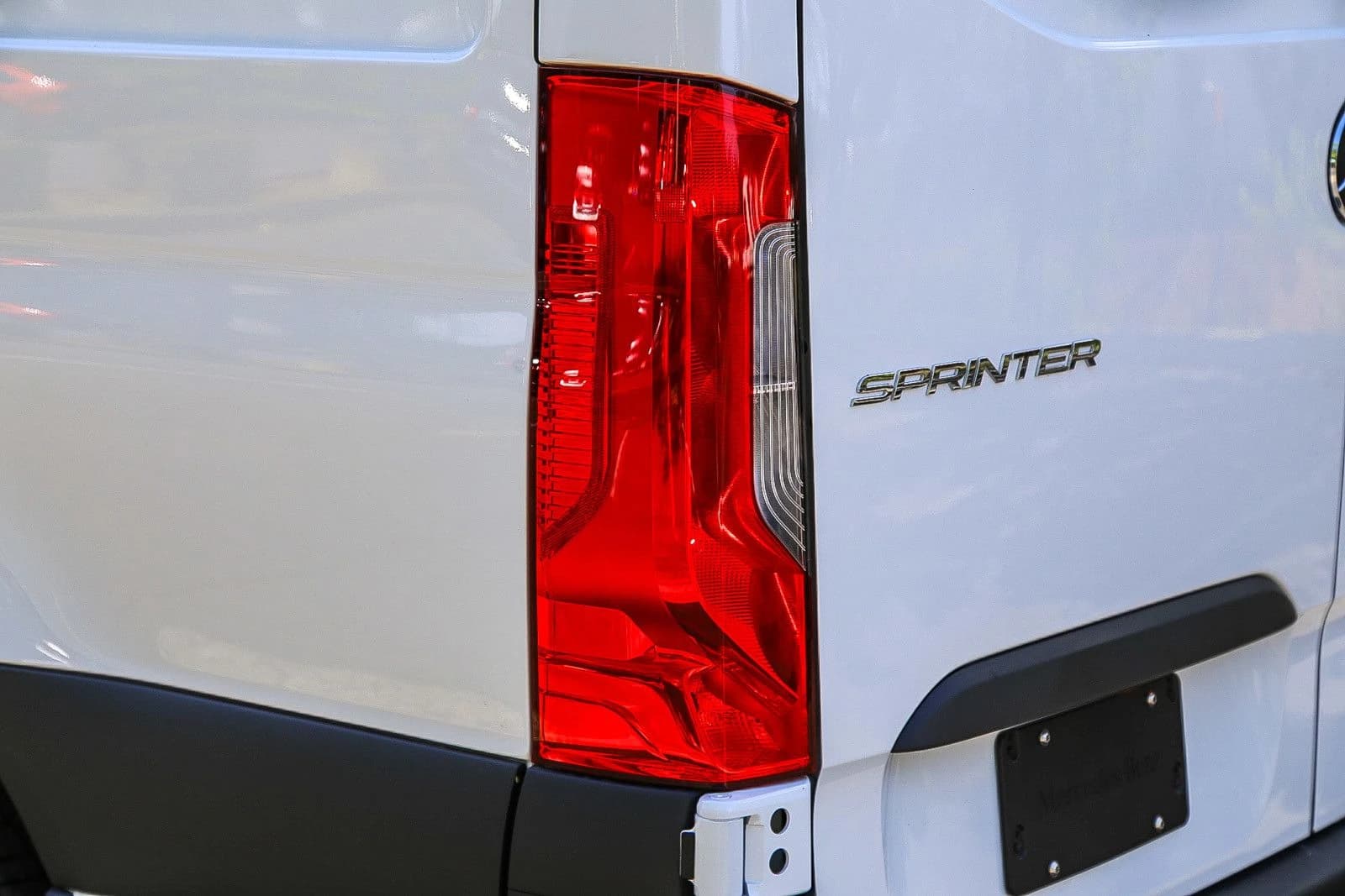 Mercedes-Benz Sprinter Cargo Van Standard Roof 4-Cyl Diesel 2500 Standard Roof I4 Diesel 144" RWD 2026 — side view