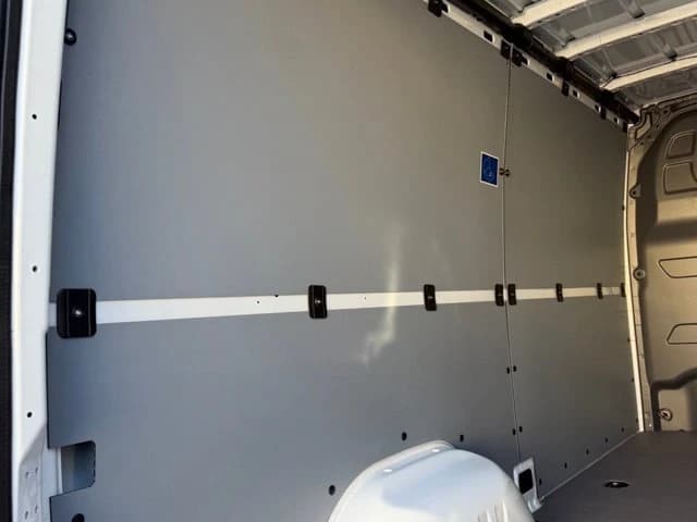 Mercedes-Benz Sprinter Crew Van Standard Roof 4-Cyl Diesel 2500 Standard Roof I4 Diesel 144" RWD 2026 — side view