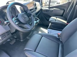Mercedes-Benz Sprinter Cargo Van High Roof 4-Cyl Diesel 2500 High Roof I4 Diesel 170" RWD 2026 — side view