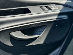 Mercedes-Benz Sprinter Cargo Van High Roof 4-Cyl Diesel 2500 High Roof I4 Diesel 170" RWD 2026 — side view