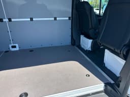 Mercedes-Benz Sprinter Cargo Van High Roof 4-Cyl Diesel 2500 High Roof I4 Diesel 170" RWD 2026 — side view