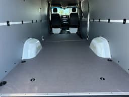 Mercedes-Benz Sprinter Cargo Van High Roof 4-Cyl Diesel 2500 High Roof I4 Diesel 170" RWD 2026 — side view