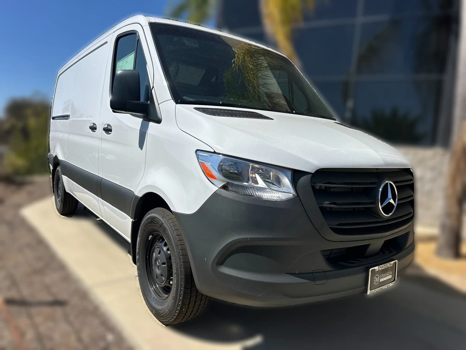 Mercedes-Benz Sprinter Crew Van Standard Roof 4-Cyl Diesel HO 2500 Standard Roof I4 Diesel HO 144" RWD 2026 — side view