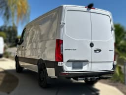 Mercedes-Benz Sprinter Crew Van Standard Roof 4-Cyl Diesel HO 2500 Standard Roof I4 Diesel HO 144" RWD 2026 — side view