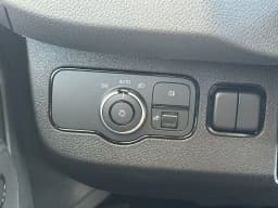 Mercedes-Benz Sprinter Crew Van Standard Roof 4-Cyl Diesel HO 2500 Standard Roof I4 Diesel HO 144" RWD 2026 — side view
