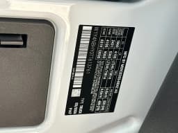Mercedes-Benz Sprinter Crew Van Standard Roof 4-Cyl Diesel HO 2500 Standard Roof I4 Diesel HO 144" RWD 2026 — side view