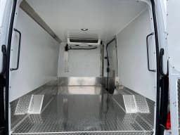 Mercedes-Benz Sprinter Cargo Van Standard Roof 4-Cyl Diesel HO 2500 Standard Roof I4 Diesel HO 144" RWD 2026 — side view