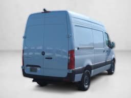 Mercedes-Benz Sprinter Crew Van Standard Roof 4-Cyl Diesel HO 2500 Standard Roof I4 Diesel HO 144" RWD 2026 — side view