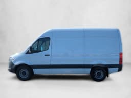 Mercedes-Benz Sprinter Crew Van Standard Roof 4-Cyl Diesel HO 2500 Standard Roof I4 Diesel HO 144" RWD 2026 — side view