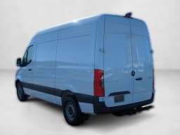 Mercedes-Benz Sprinter Crew Van Standard Roof 4-Cyl Diesel HO 2500 Standard Roof I4 Diesel HO 144" RWD 2026 — side view