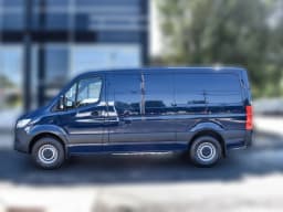 Mercedes-Benz Sprinter Crew Van Standard Roof 4-Cyl Diesel HO 2500 Standard Roof I4 Diesel HO 144" RWD 2026 — side view
