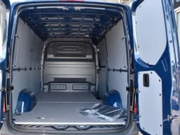Mercedes-Benz Sprinter Crew Van Standard Roof 4-Cyl Diesel HO 2500 Standard Roof I4 Diesel HO 144" RWD 2026 — side view