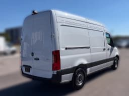 Mercedes-Benz Sprinter Cargo Van Standard Roof 4-Cyl Diesel HO 2500 Standard Roof I4 Diesel HO 144" RWD 2025 — side view