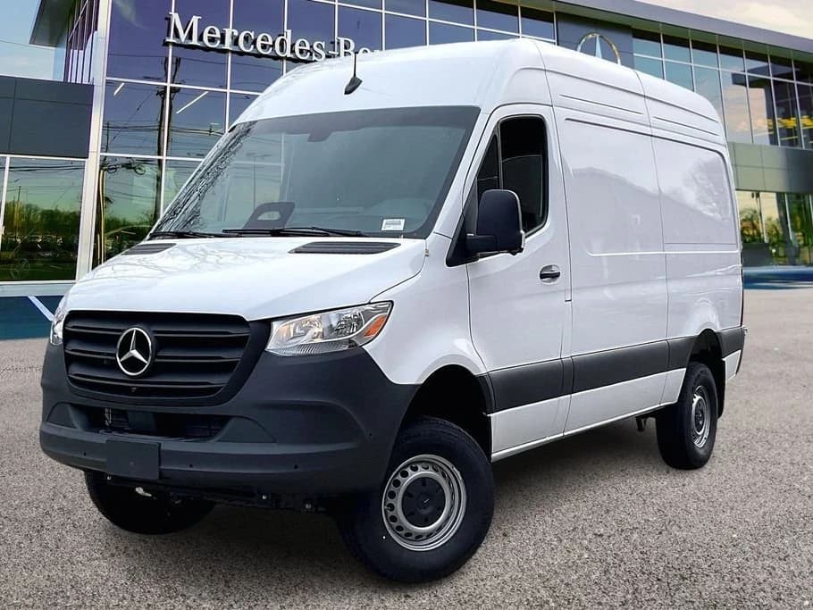 Mercedes-Benz Sprinter Crew Van Standard Roof 4-Cyl Diesel HO 2500 Standard Roof I4 Diesel HO 144" AWD 2026 — side view