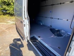 Mercedes-Benz Sprinter Crew Van High Roof 4-Cyl Diesel HO 2500 High Roof I4 Diesel HO 170" RWD 2026 — side view