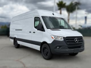 Mercedes-Benz Sprinter Cargo Van High Roof 4-Cyl Diesel HO 2500 High Roof I4 Diesel HO 170" Extended RWD