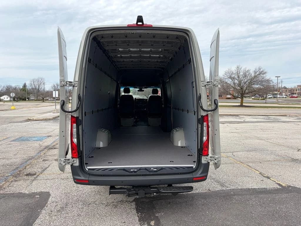 Mercedes-Benz Sprinter Cargo Van High Roof 4-Cyl Diesel HO 2500 High Roof I4 Diesel HO 170" Extended AWD 2026 — side view