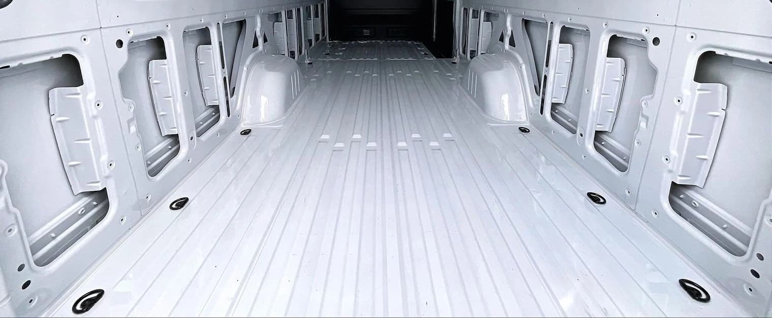 Mercedes-Benz Sprinter Cargo Van High Roof 4-Cyl Diesel HO 2500 High Roof I4 Diesel HO 170" Extended AWD 2026 — side view