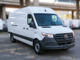 Mercedes-Benz eSprinter Cargo Van High Roof 2500 High Roof 170" RWD 2025 — side view