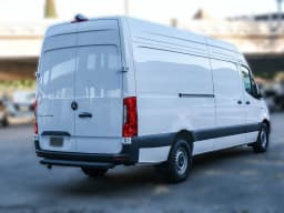 Mercedes-Benz eSprinter Cargo Van High Roof 2500 High Roof 170" RWD 2025 — side view