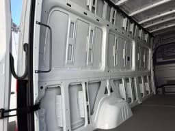 Mercedes-Benz eSprinter Cargo Van High Roof 2500 High Roof 170" RWD 2025 — side view