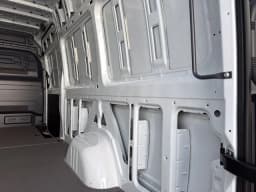 Mercedes-Benz eSprinter Cargo Van High Roof 2500 High Roof 170" RWD 2025 — side view