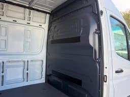 Mercedes-Benz eSprinter Cargo Van High Roof 2500 High Roof 170" RWD 2025 — side view